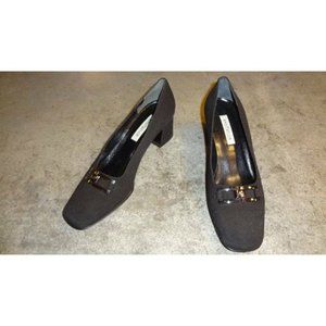 Ann Taylor Black Logo Pumps Shoes 6.5 NEW